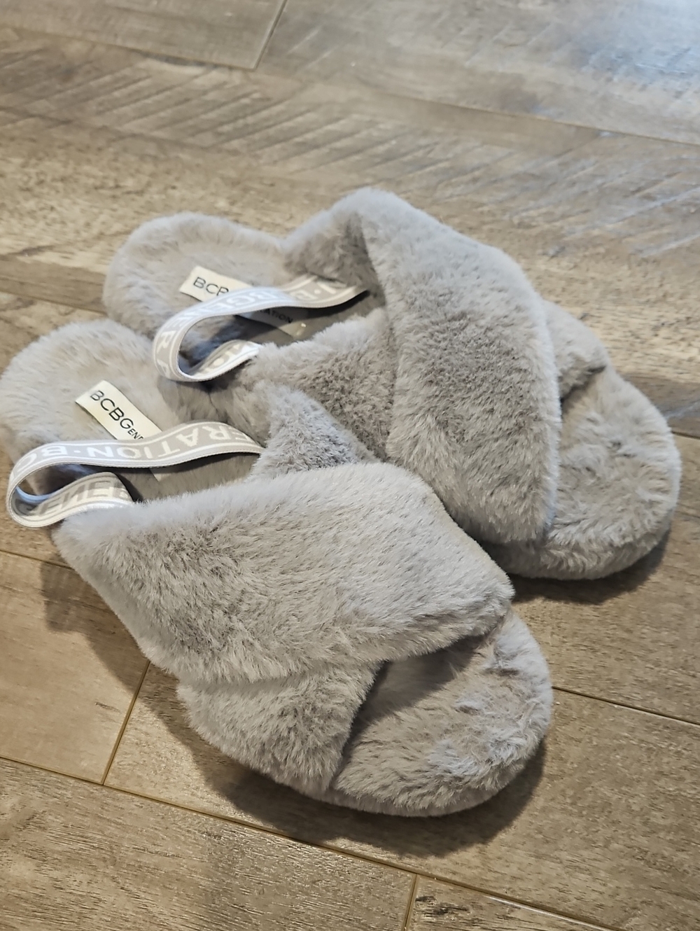 BCBGeneration Light Grey Faux-Fur Crossband Slide with Branded Elastic Strap